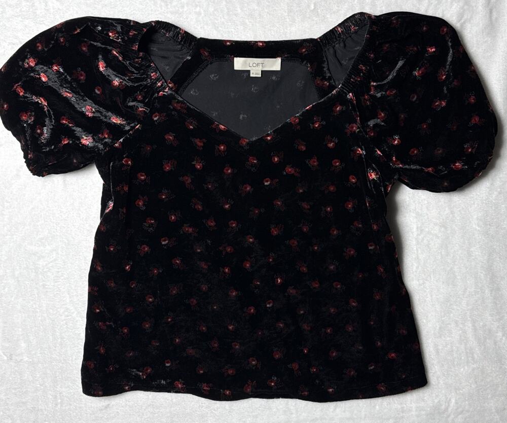 LOFT Black Velvet Puff-Sleeve Top